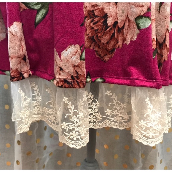 Pink Floral Sweater with Lace Trim - Picture 3 of 3